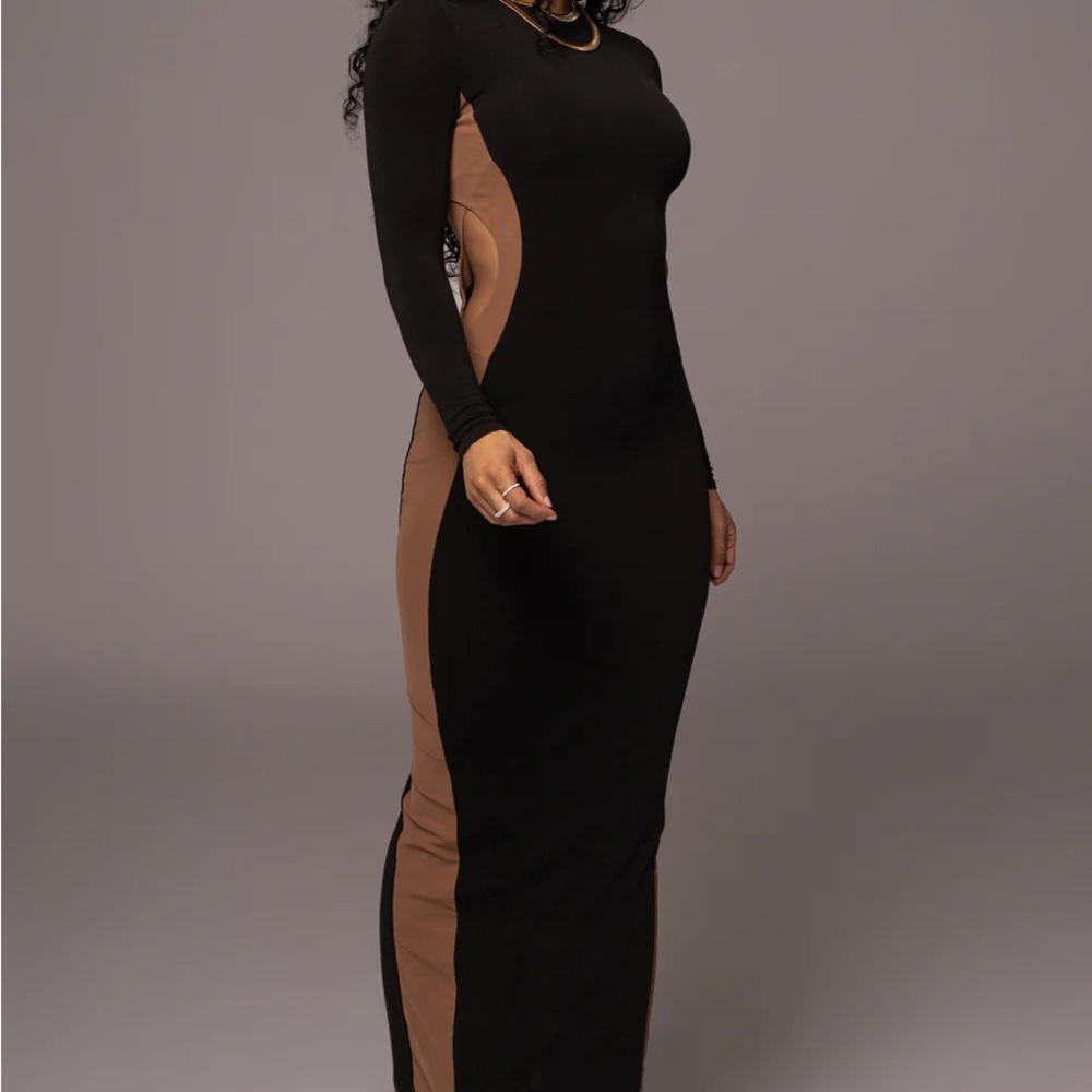 Long peekaboo dress